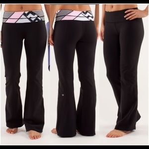 🤩 LULULEMON REVERSIBLE YOGA PANTS 🤩
